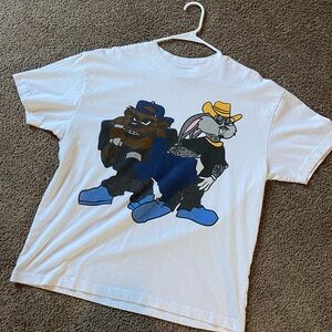 Looney tunes graphic T shirt